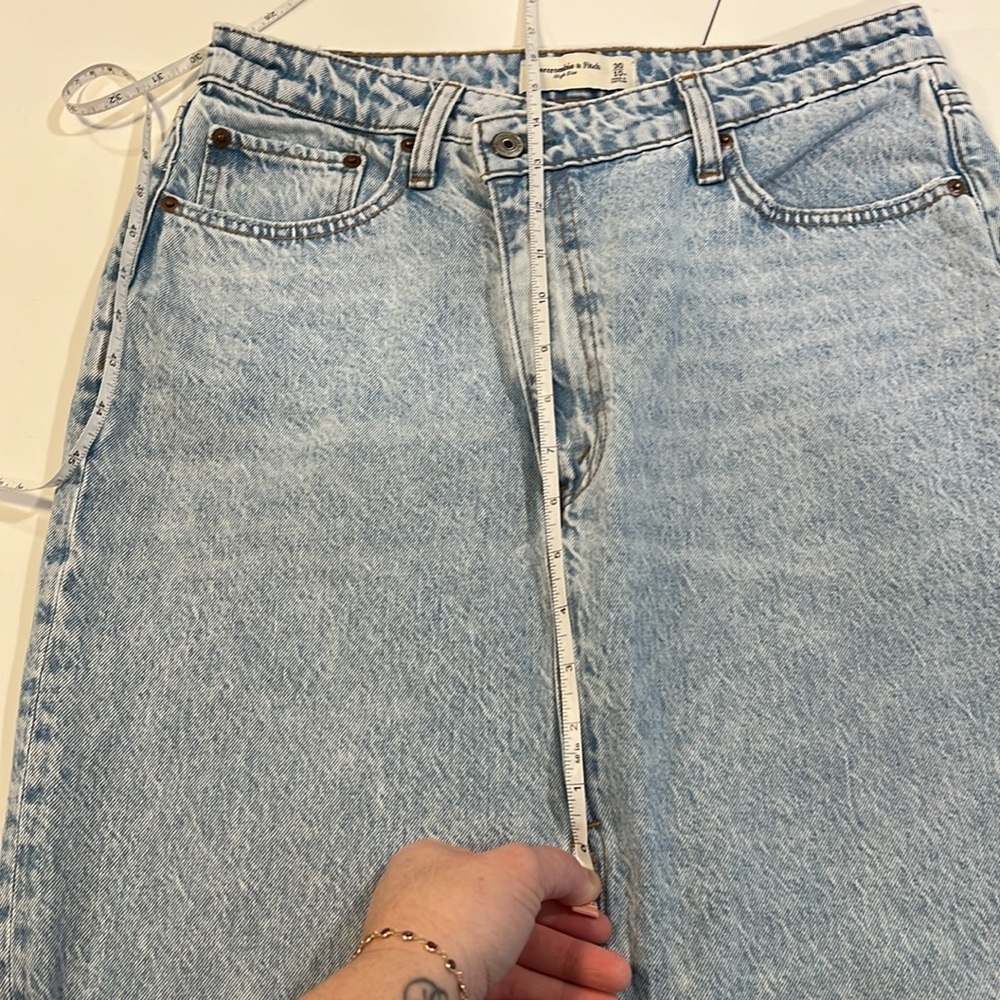 Abercrombie - high rise, 30/10 tall denim skirt - Picture 9 of 9